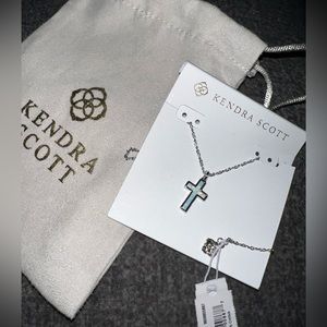 $90 NWT Kendra Scott Kyocera Opal silver Cross Pendant Necklace